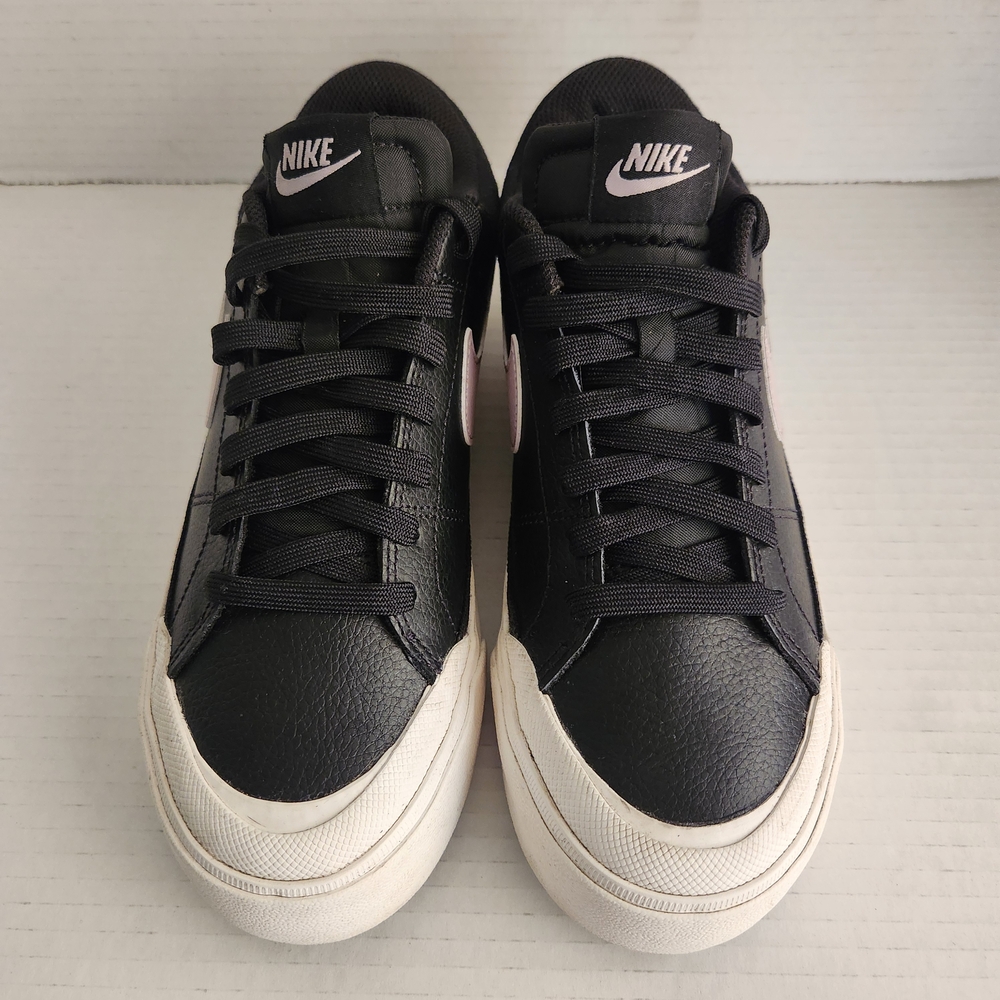 Nike Women's Black, White and Pink Sneakers